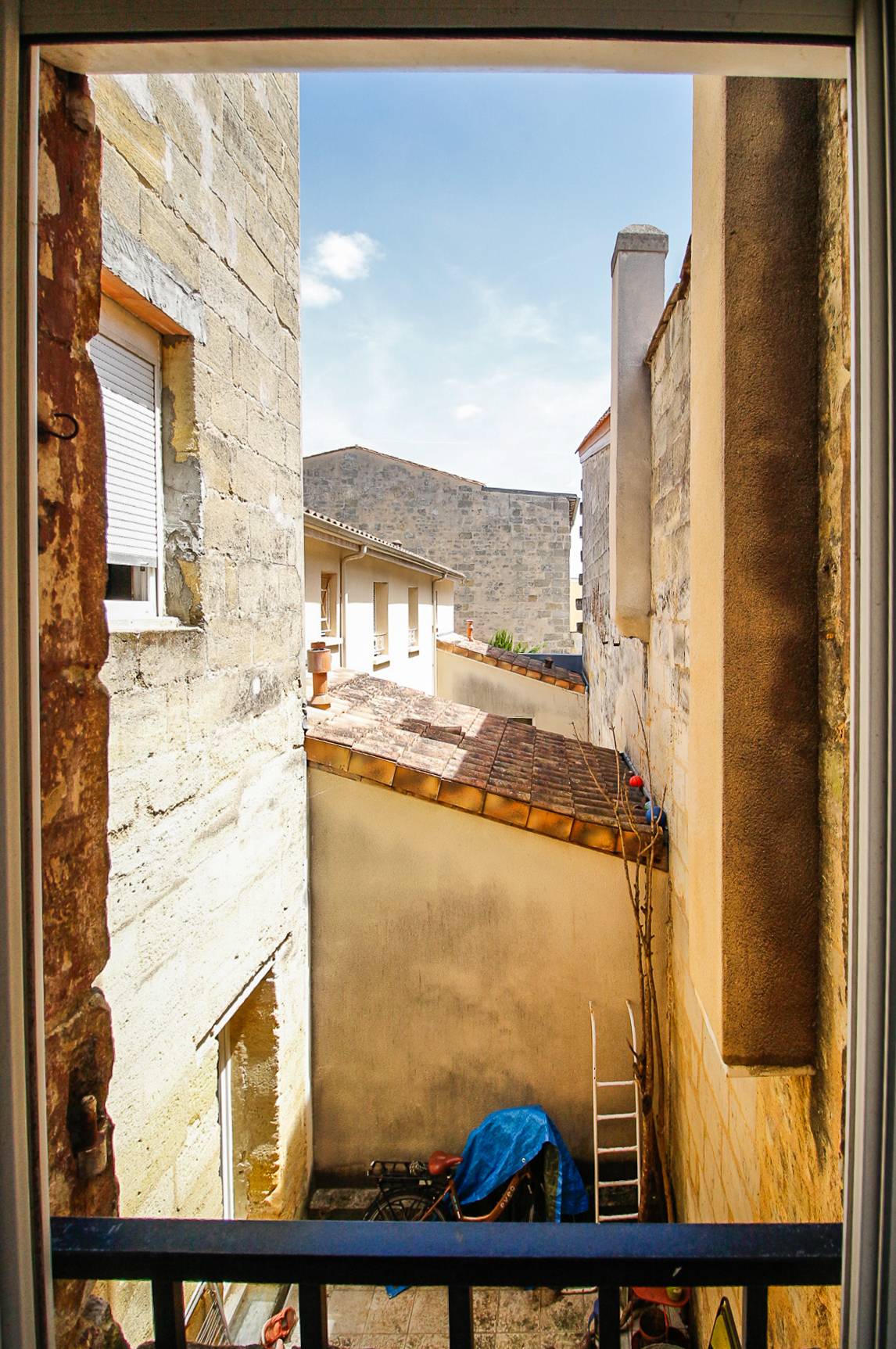 APPARTEMENT DEUX PIECES A VENDRE BORDEAUX BARRIERE DE PESSAC / TONDU