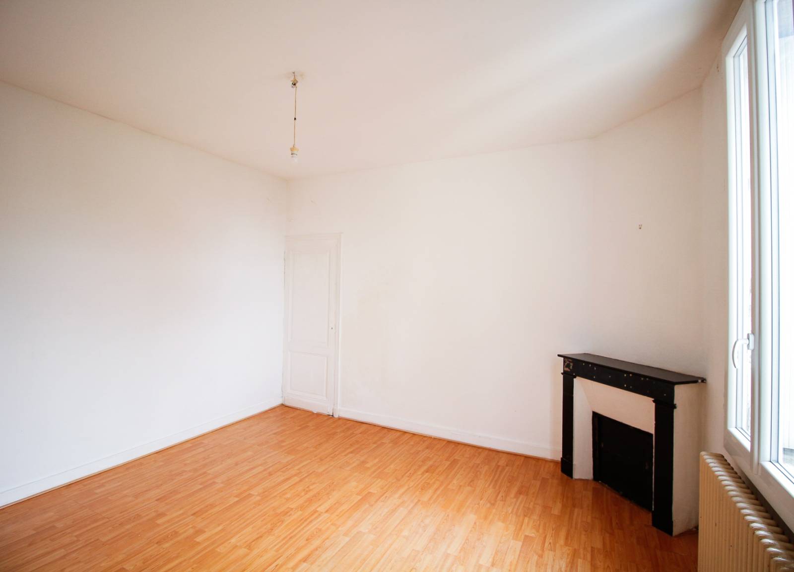 APPARTEMENT AVEC 3 CHAMBRE ET ENTREE INDEPENDANTE