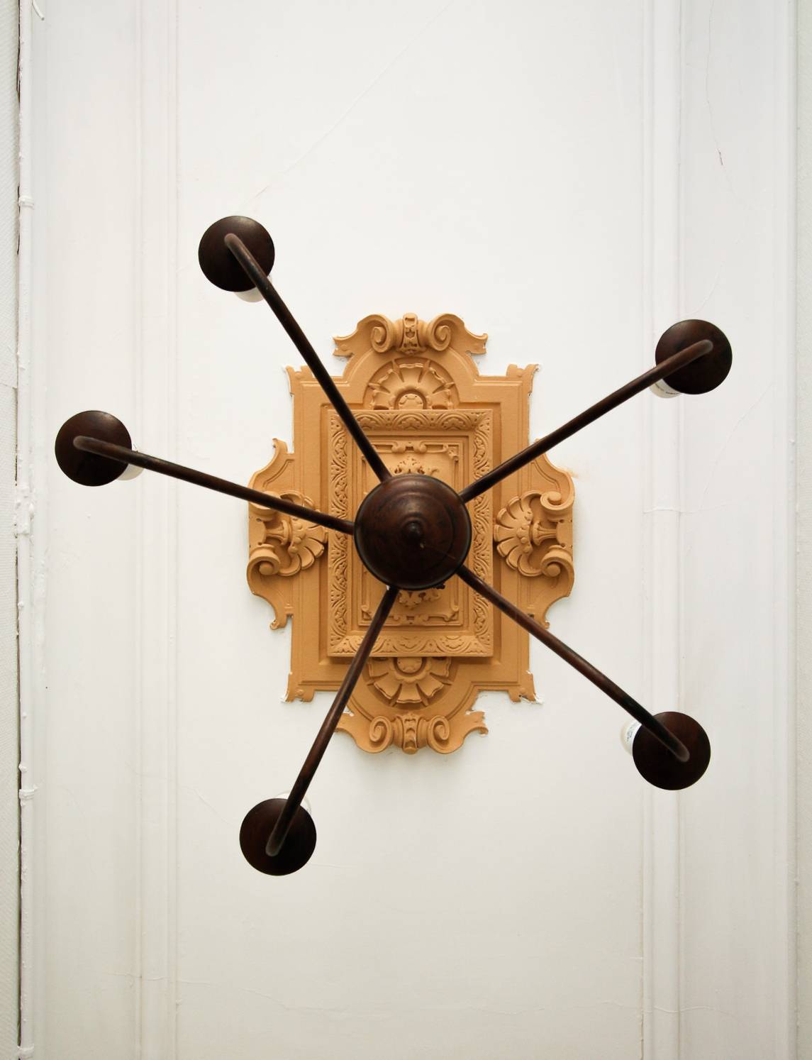 APPARTEMENT AVEC PRESTATIONS ANCIENNES