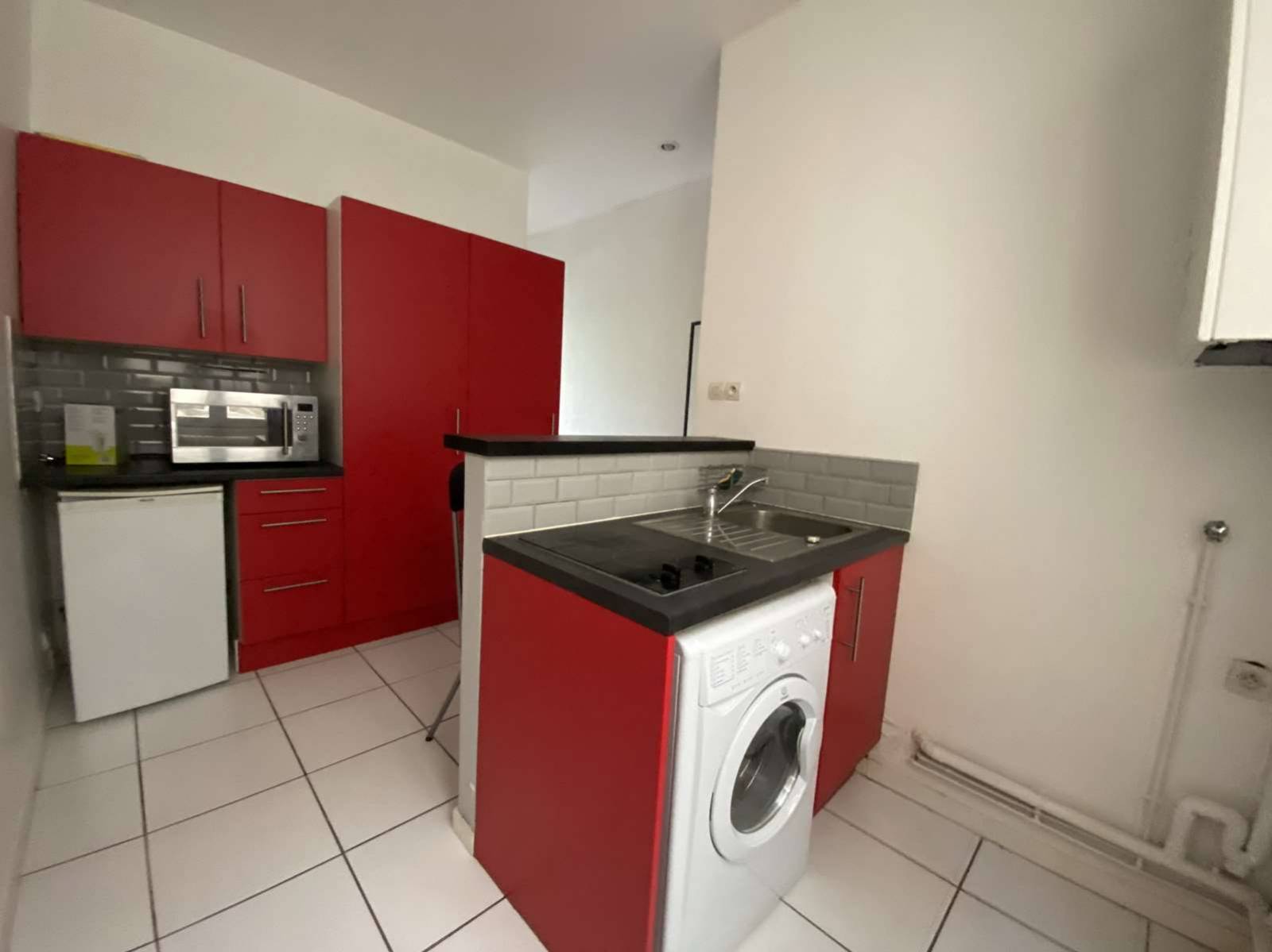 Appartement avec grande cuisine à louer