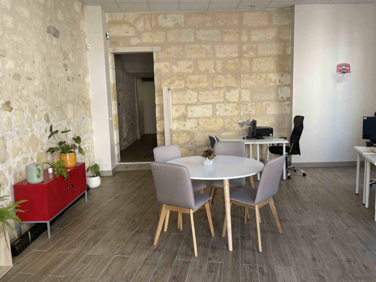 local commercial à louer Alpierre