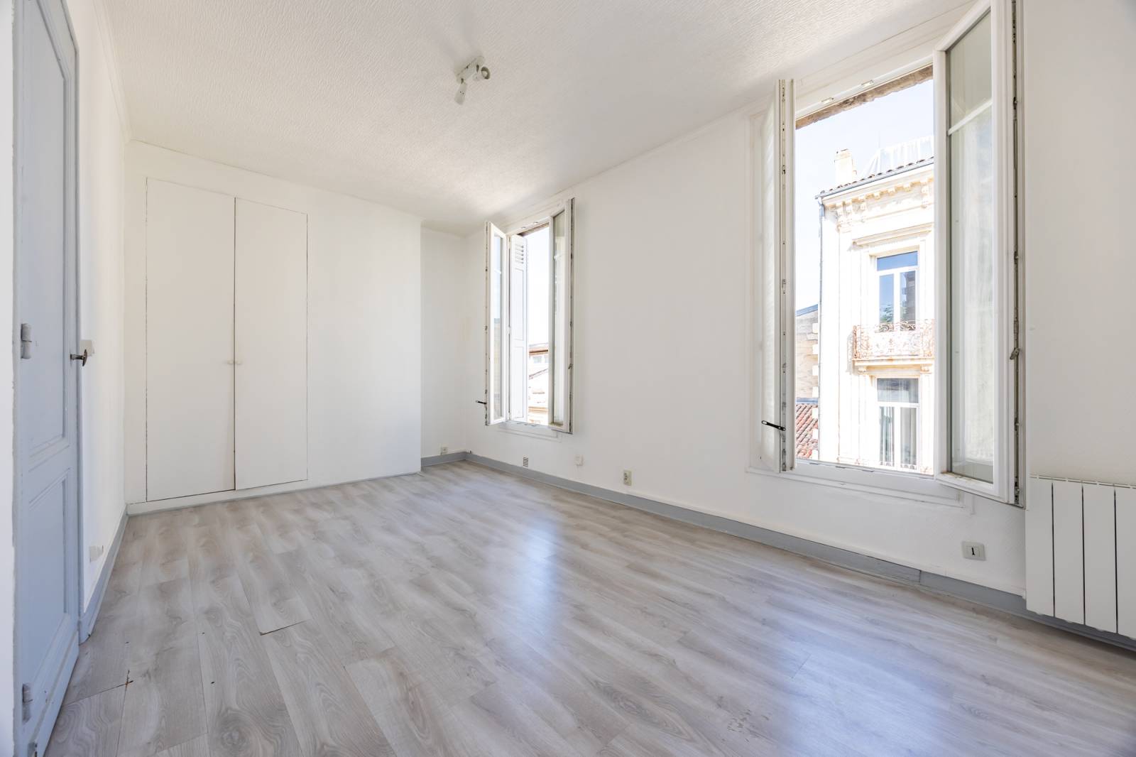APPARTEMENT LUMINEUX