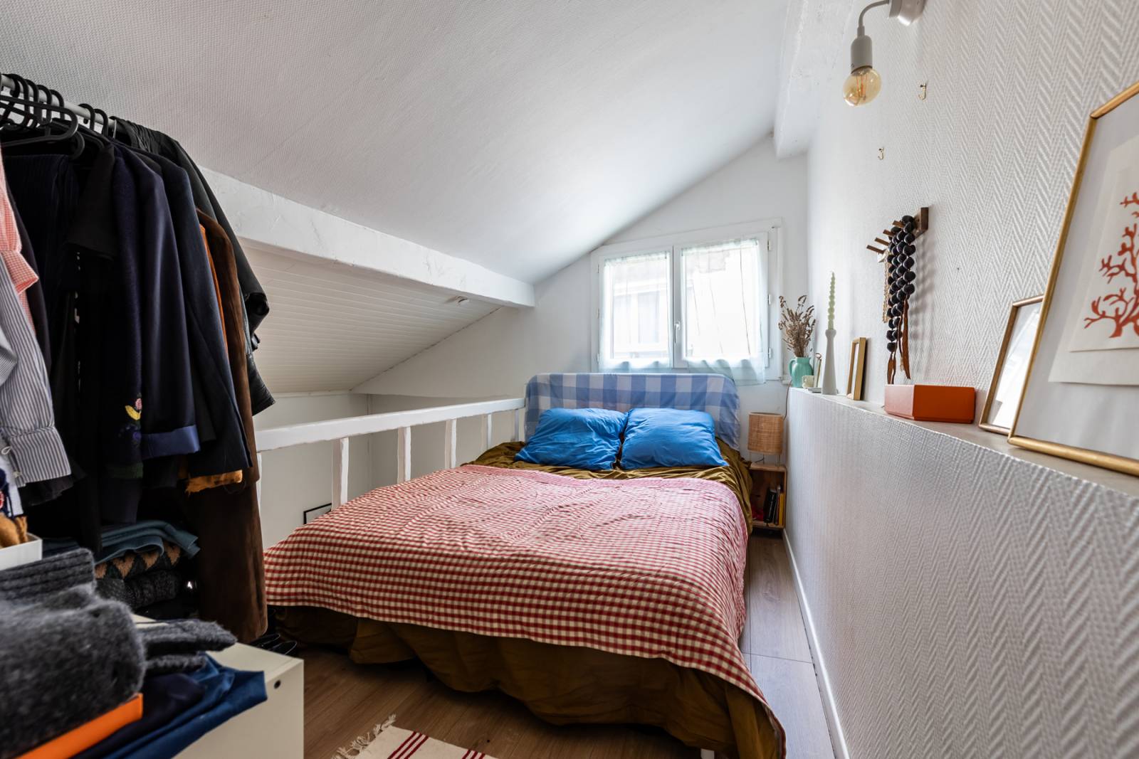 STUDIO AVEC CHAMBRE EN MEZZANINE