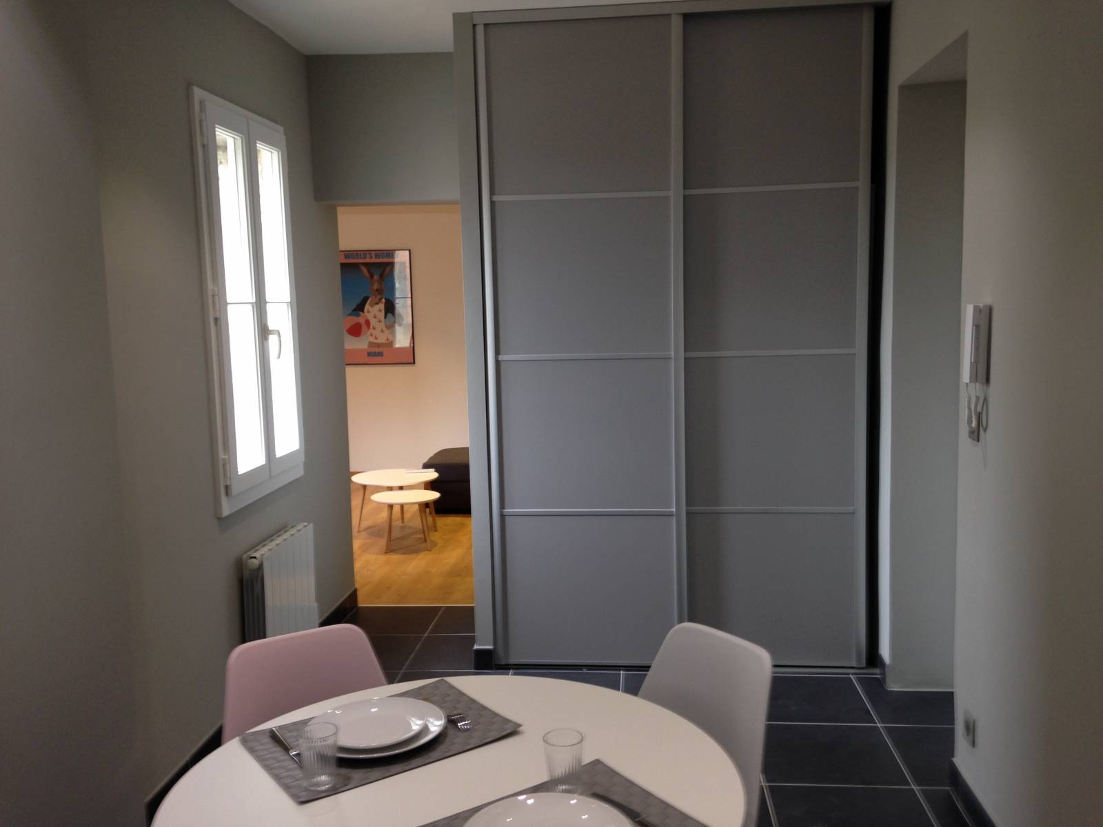 A LOUER MEUBLE BORDEAUX CUISINE SEPAREE AMENAGEE ET EQUIPEE