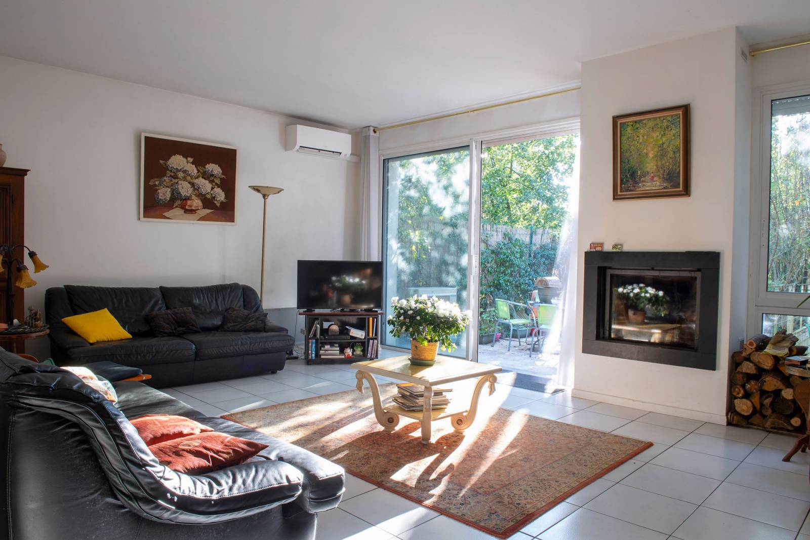 MAISON SAINT SEURIN AVEC NOMBREUSES POSSIBILITES