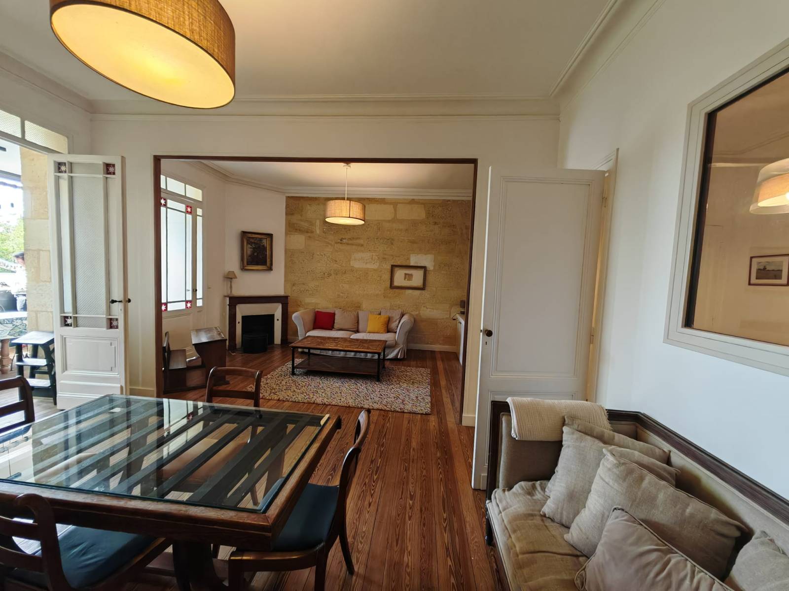 BORDEAUX JUDAIQUE APPARTEMENT EN PIERRE BORDELAISE 3 CHAMBRES