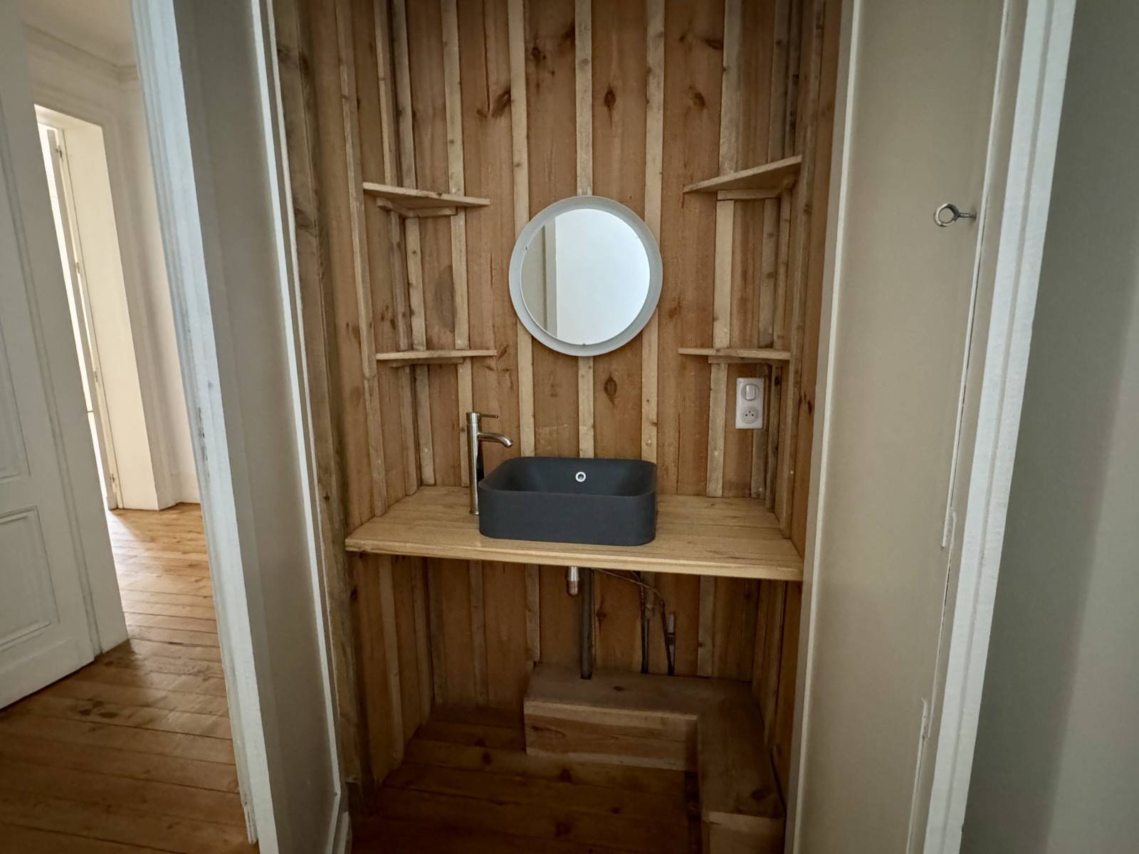 BORDEAUX QUINCONCES – APPARTEMENT DE PRESTIGE 170 m² (Bail civil ou professionnel)