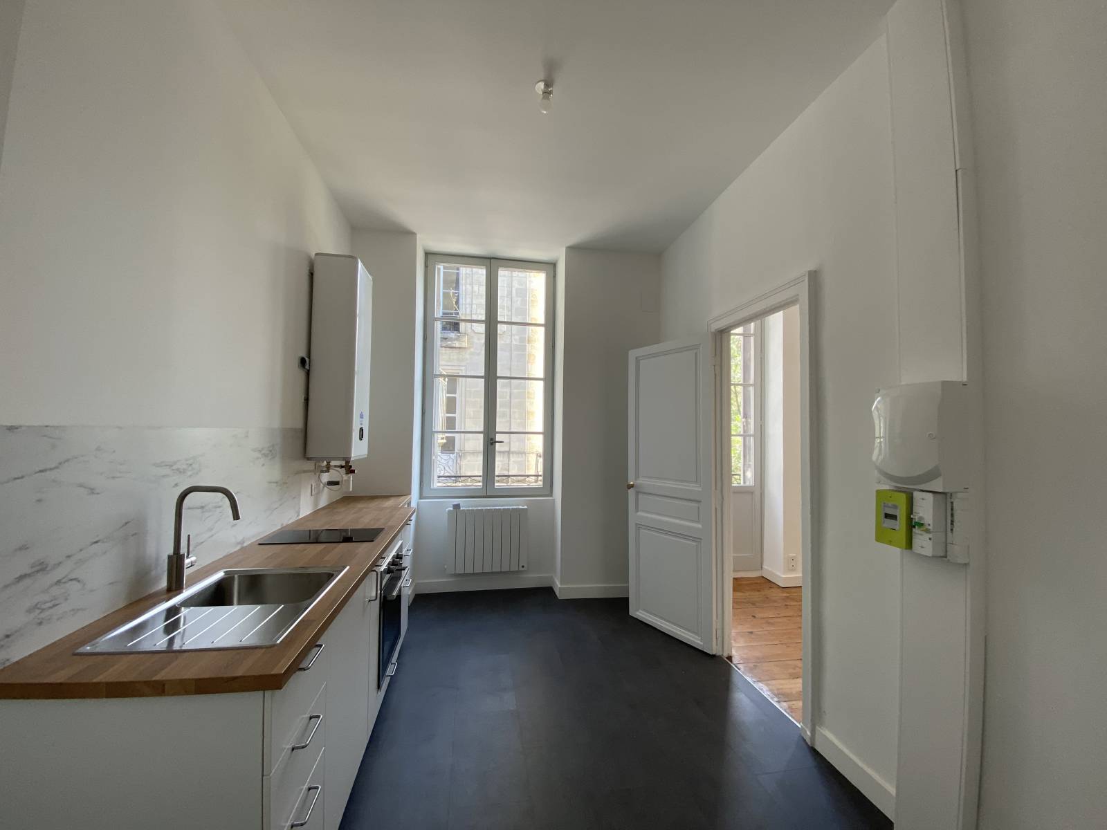A LOUER APPARTEMENT T2 BORDEAUX - SAINT PIERRE 