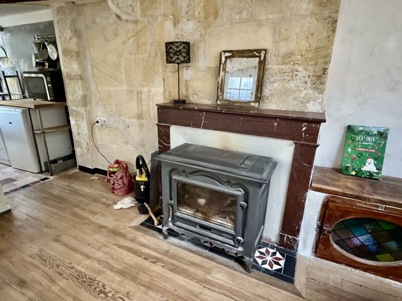 Appartement  T2-Bis - meublé de 53 m² avec poêle à bois et deux salles d’eau à louer à Bordeaux