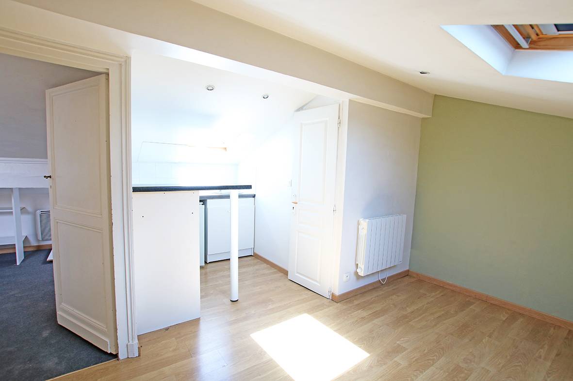 ACHETER STUDIO BORDEAUX 50M² PIERRE BORDELAISE