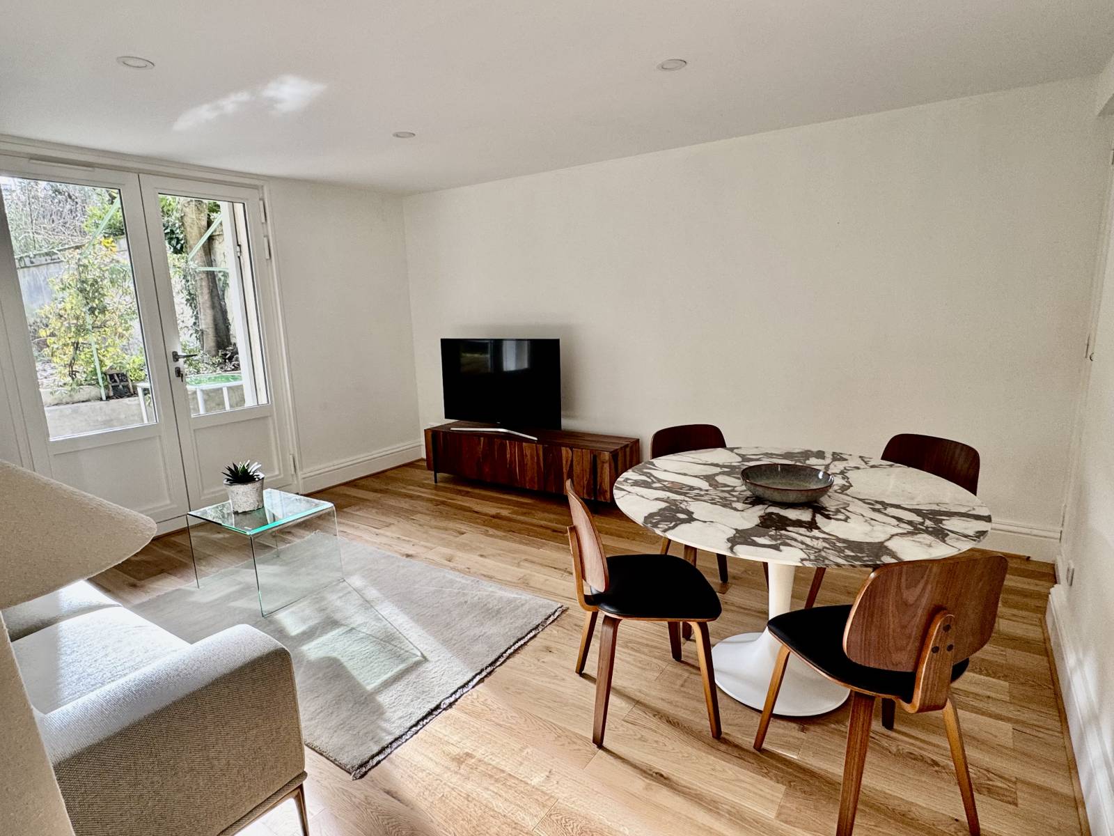 Location T3 meublé avec jardin – Bail civil – TVA récupérable – Idéal entreprises