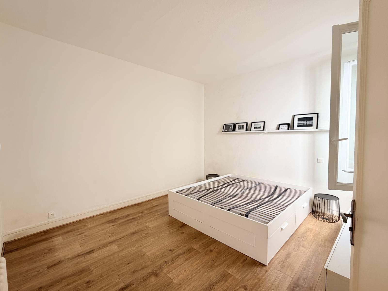 Location T3 meublé 91 m² à Bordeaux – Charme de l’ancien – Cours de la Martinique