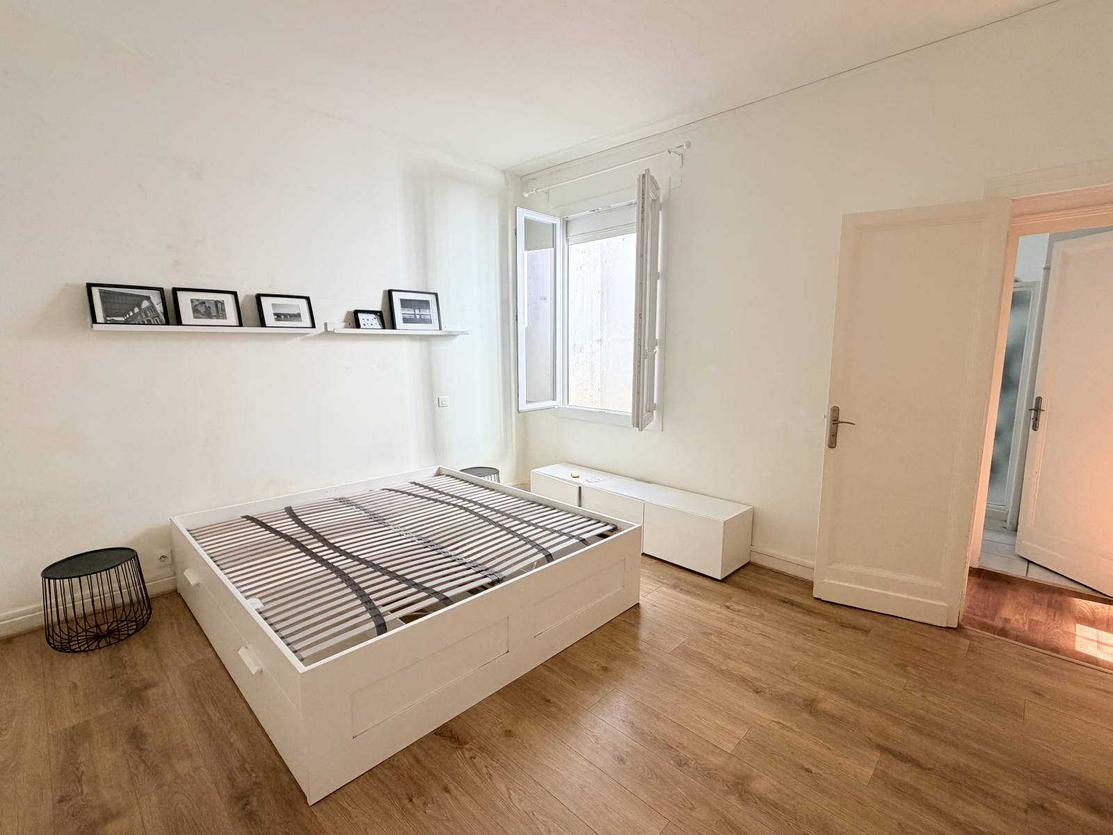 Location T3 meublé 91 m² à Bordeaux – Charme de l’ancien – Cours de la Martinique