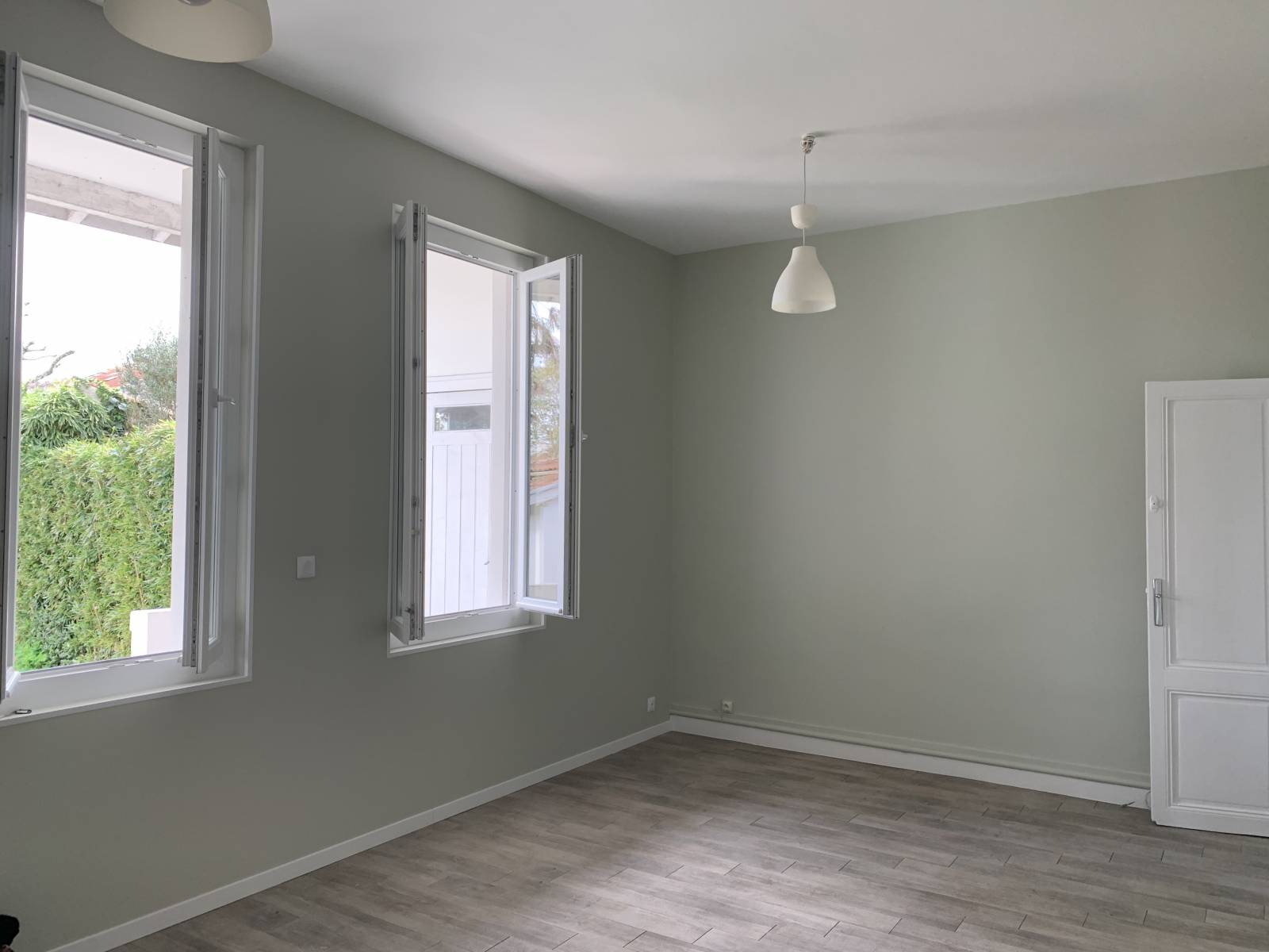 A LOUER ECHOPPE AVEC JARDIN BORDEAUX - SAINT AUGUSTIN 