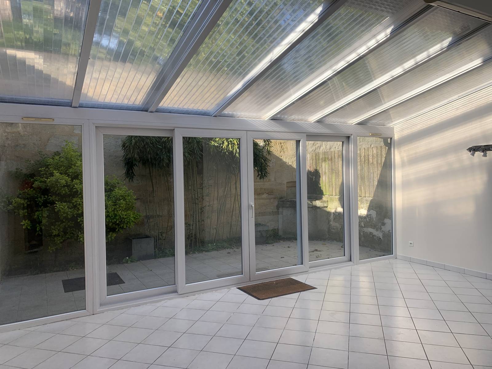 A LOUER MAISON BORDEAUX - SAINT SEURIN 