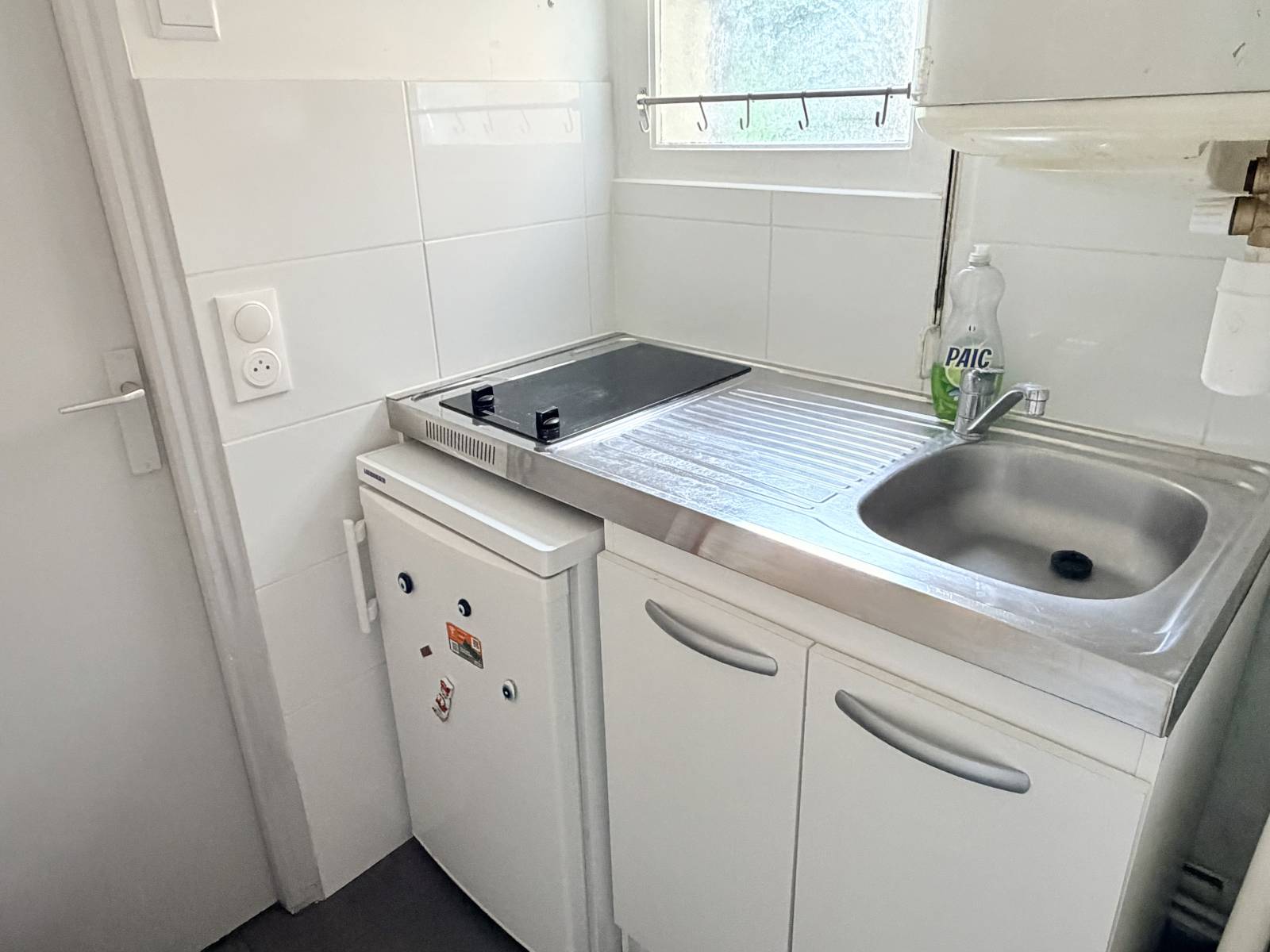 A LOUER STUDIO BORDEAUX - SAINT SEURIN MEUBLE