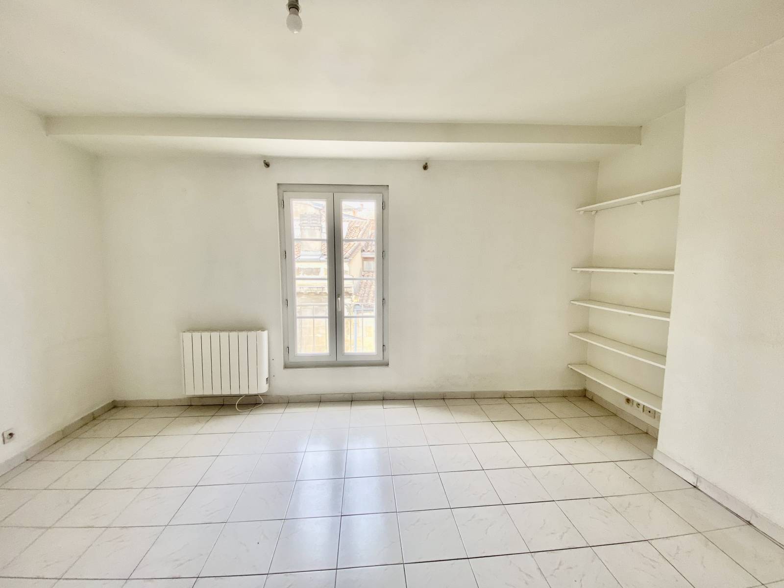 Location studio – Quartier Saint-Michel, Bordeaux (33000)