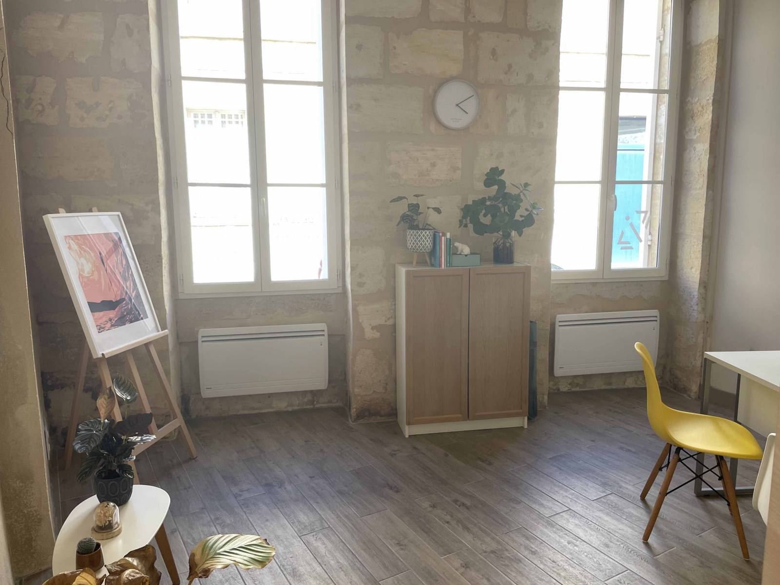 Local Professionnel à louer à Bordeaux – Quartier Fondaudège / Saint-Seurin – 1 242 € HTVA CC