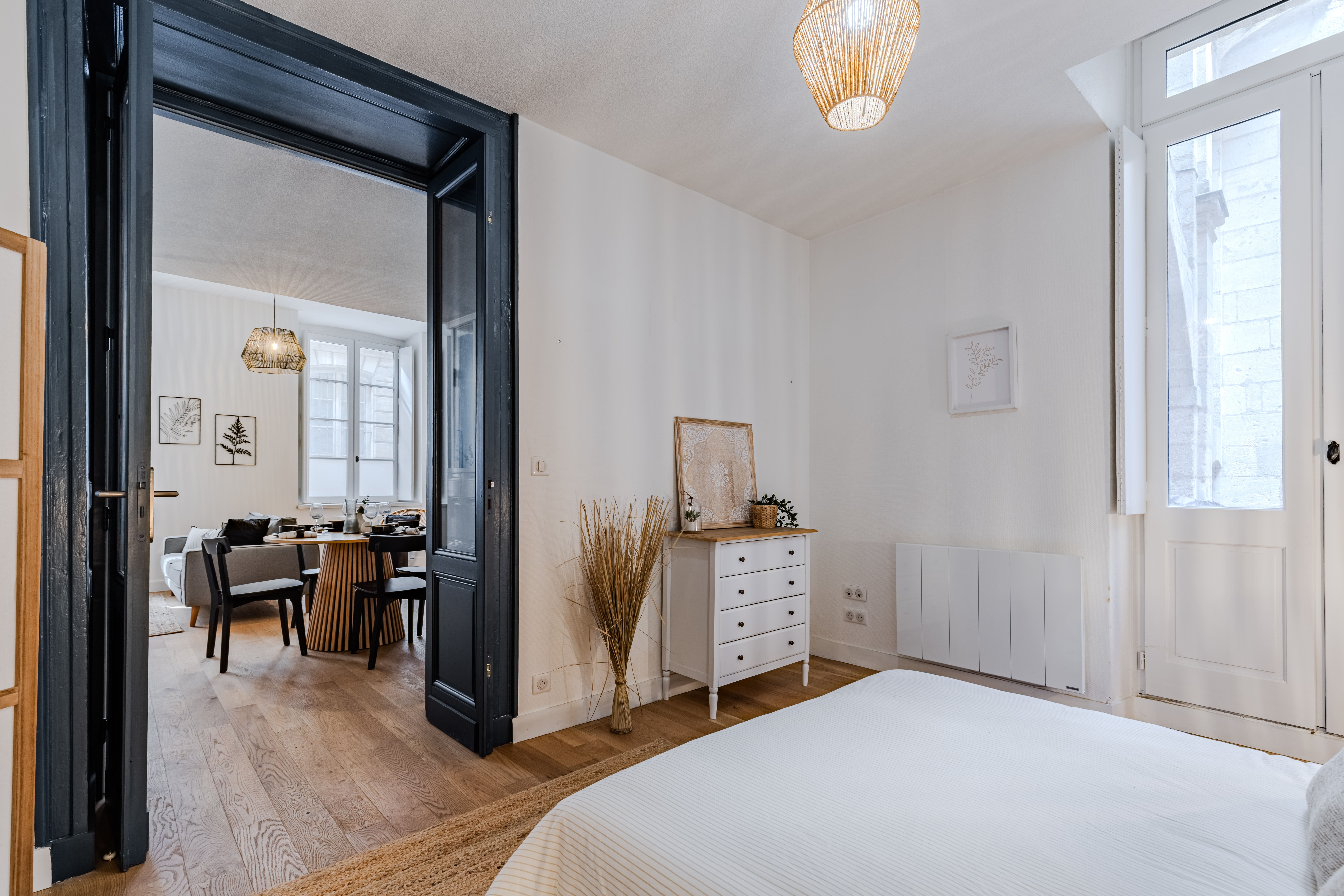 APPARTEMENT T2 BORDEAUX CENTRE QUARTIER ST PAUL entièrement rénové