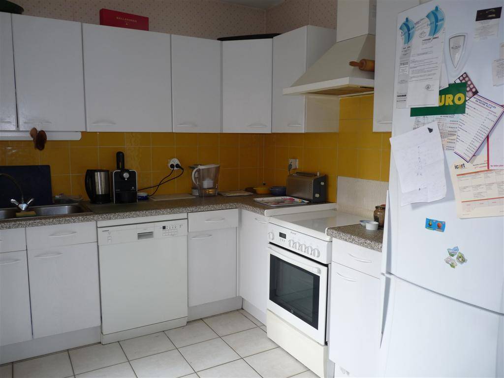 A LOUER MAISON AVEC TERRASSE