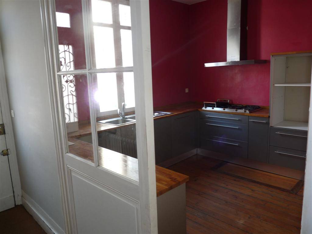 A LOUER MAISON AVEC SUITE PARENTALE