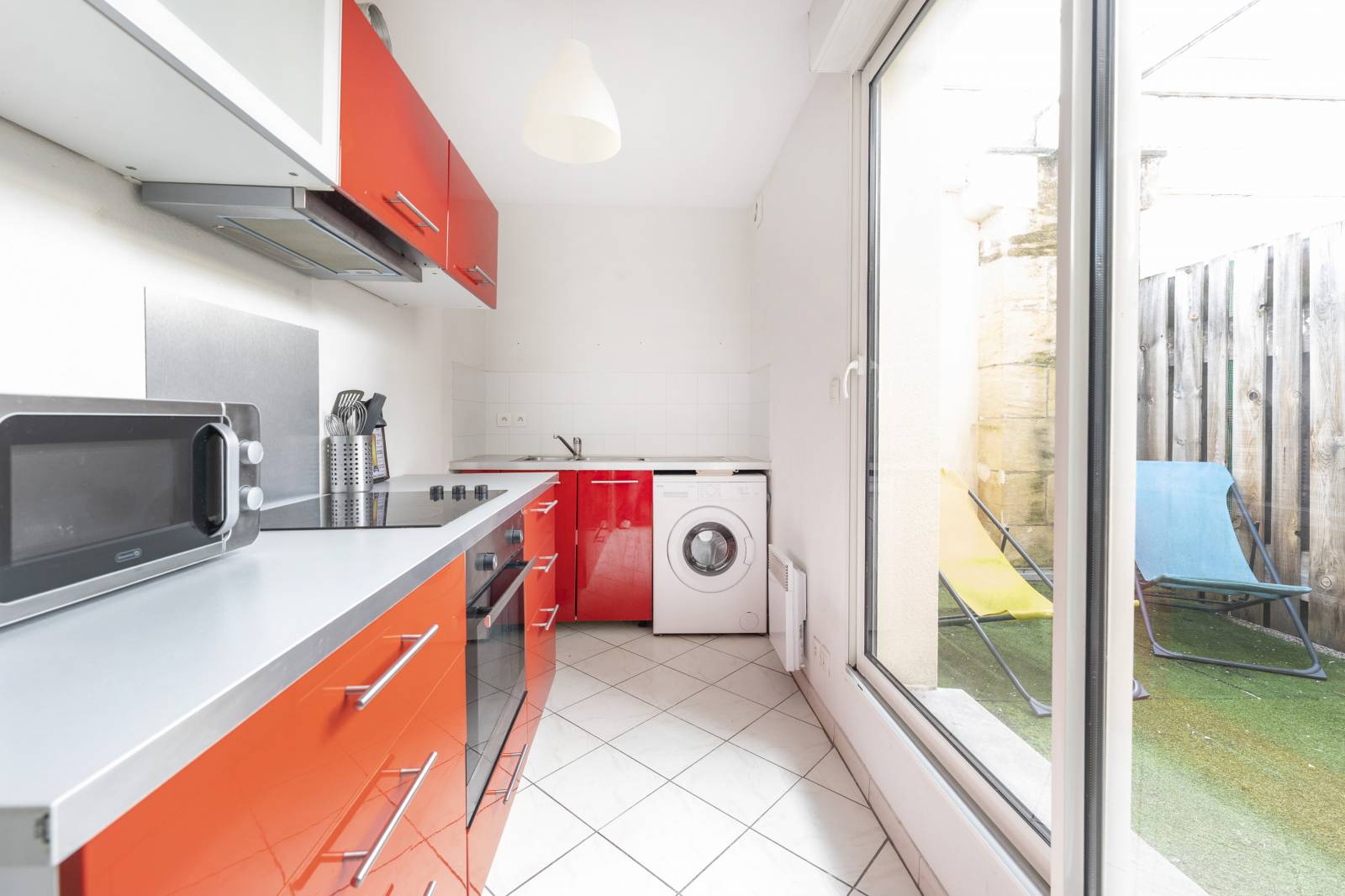 A VENDRE CENTRE DE BORDEAUX 2 PIECES AVEC TERRASSE
