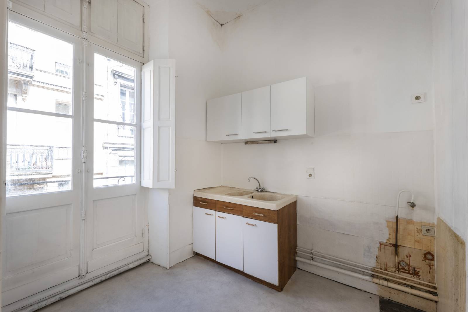 APPARTEMENT A VENDRE A BORDEAUX DANS LE CENTRE VILLE A PROXIMITE TRAMWAYS QUARTIER GAMBETTA