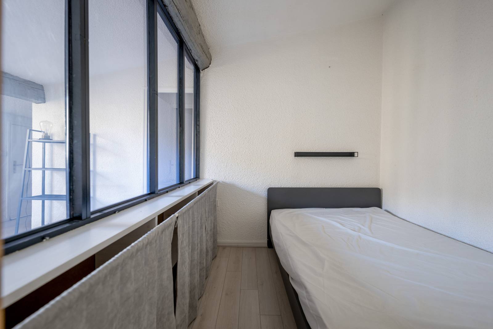 VENTE D'UN APPARTEMENT T1 BIS DANS LE CENTRE HISTORIQUE DE BORDEAUX