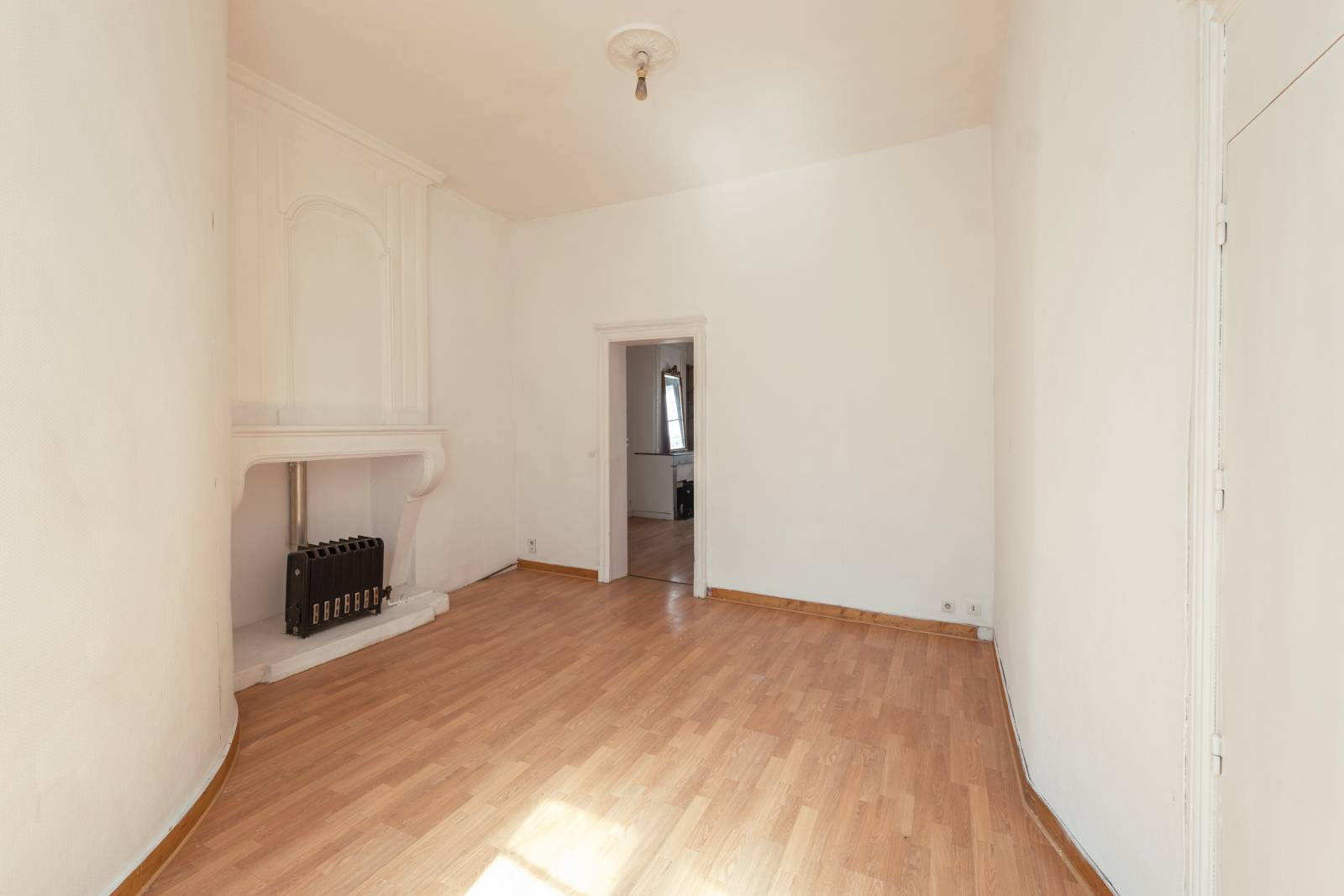 APPARTEMENT A VENDRE A BORDEAUX DANS LE CENTRE VILLE A PROXIMITE TRAMWAYS QUARTIER GAMBETTA