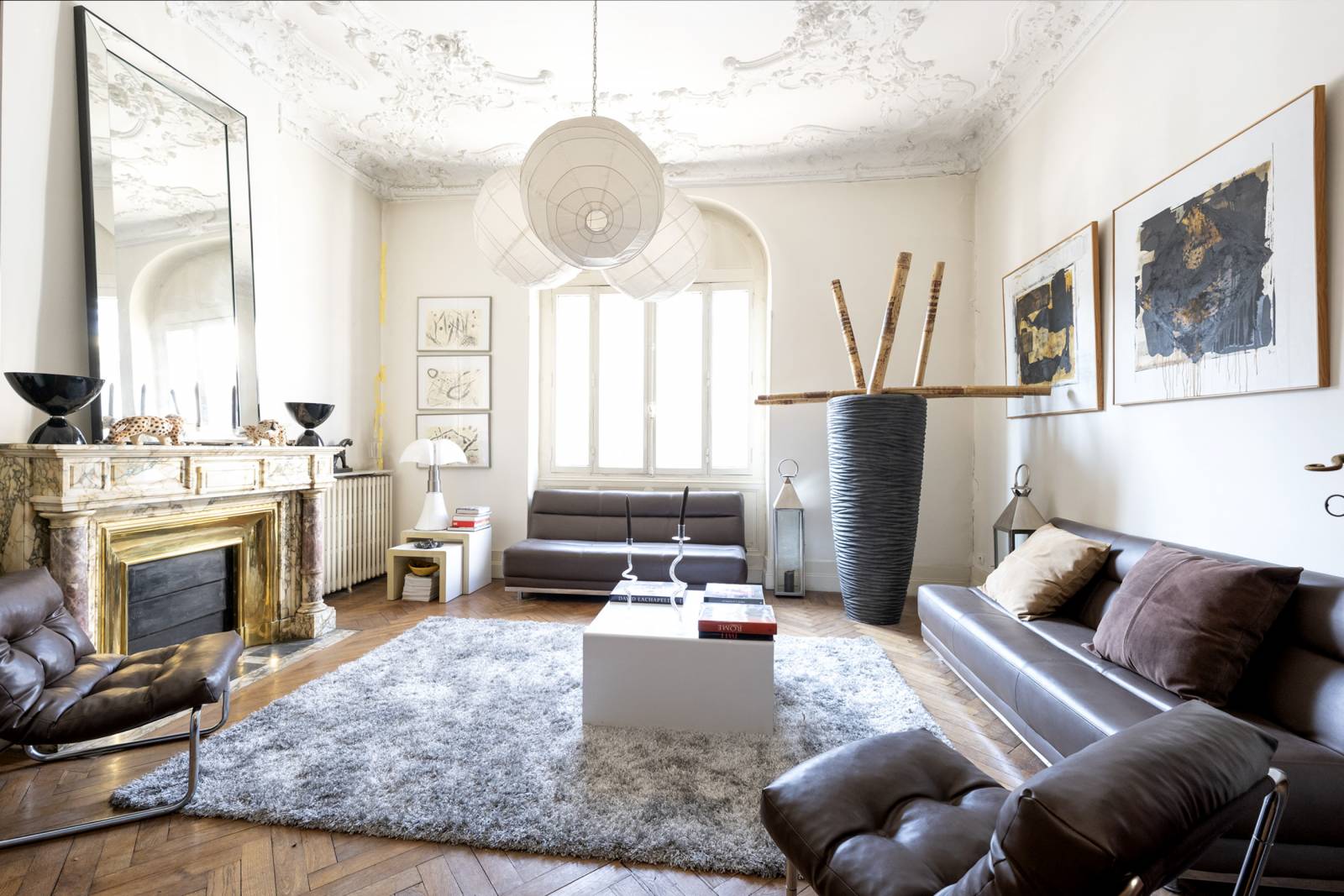 A VENDRE MAISON DE PRESTIGE A BORDEAUX AVEC DEPENDANCE EN PIERRE