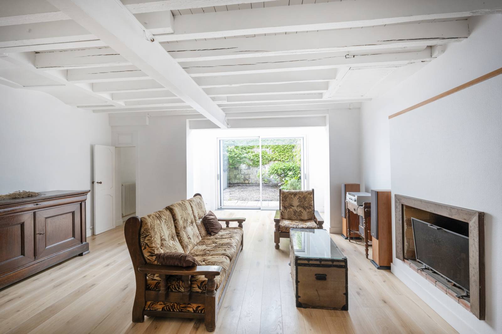 <h6> PETITE ECHOPPE SAINT SEURIN BORDEAUX </h6>