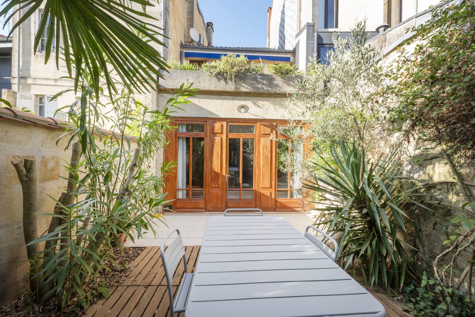 ACHETER MAISON EN PIERRE AVEC JARDIN PROCHE CENTRE VILLE