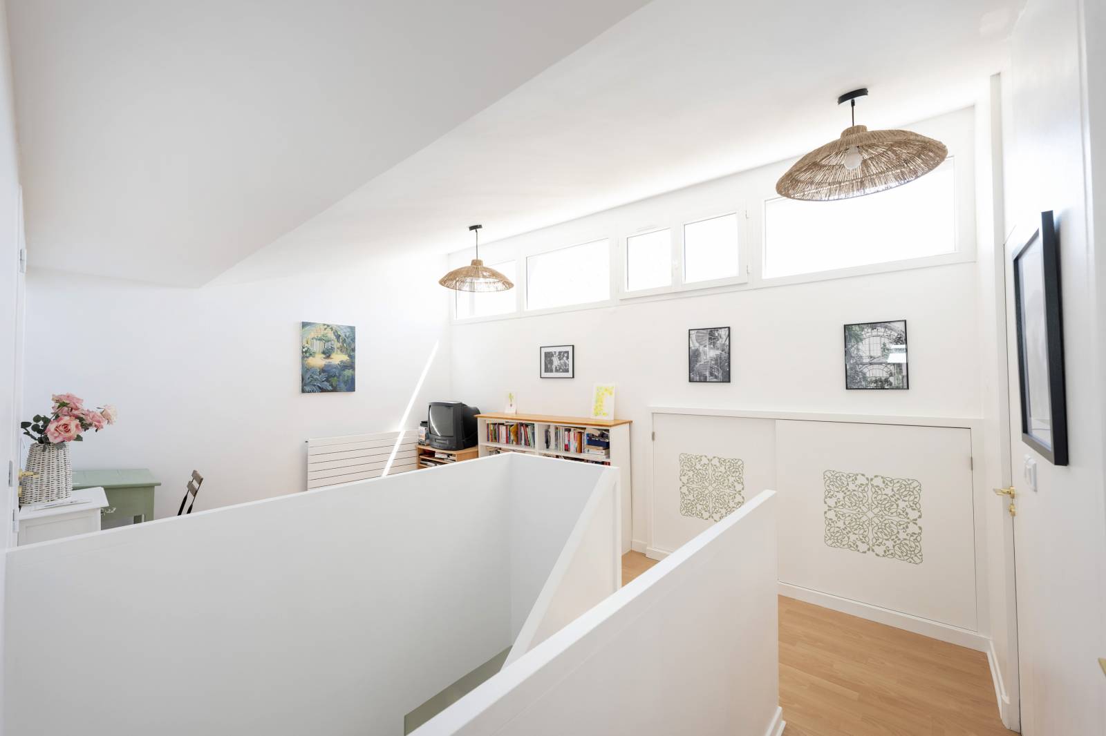 A VENDRE A BORDEAUX PROCHE COMMERCE MAISON