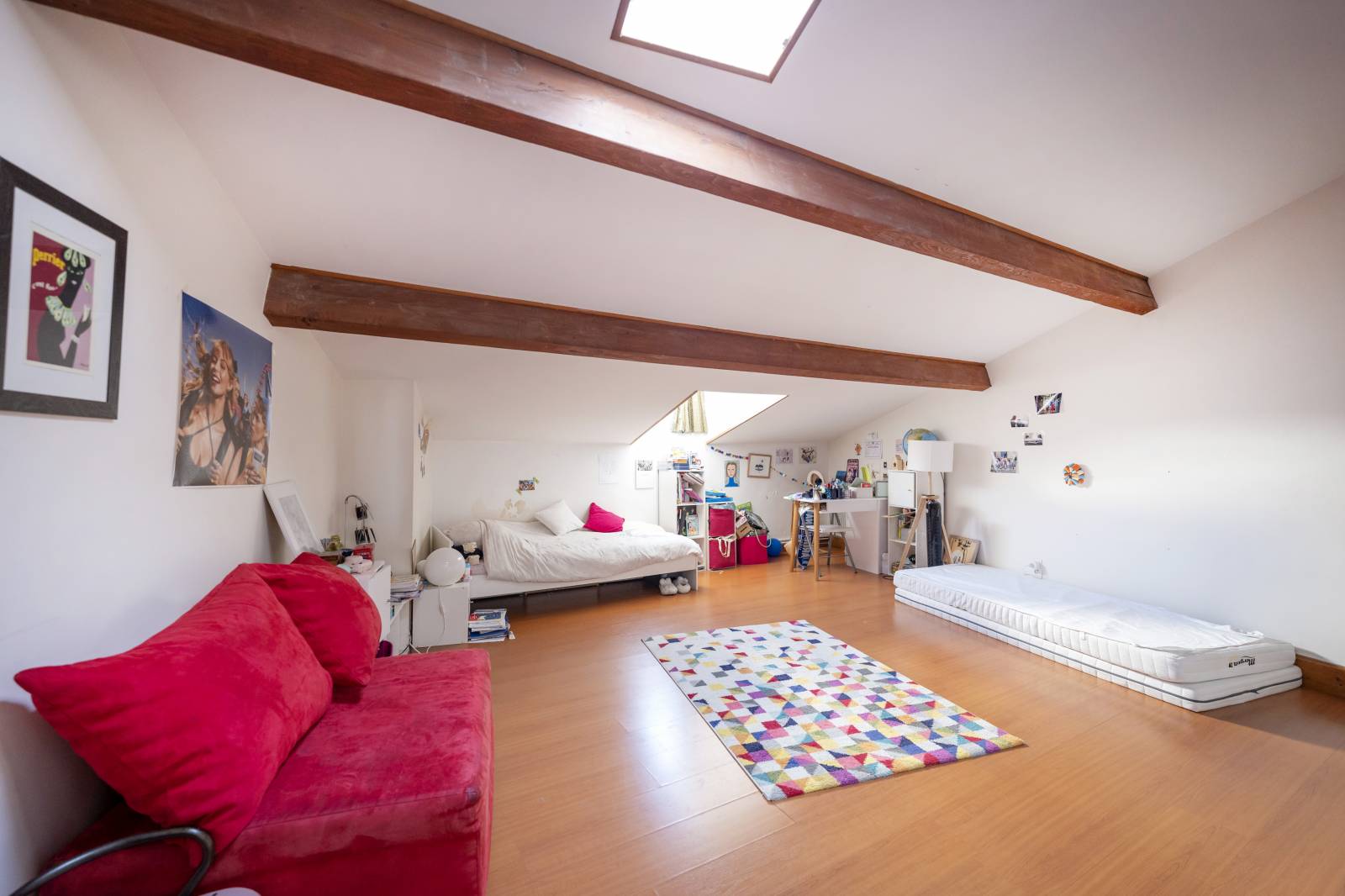 <h7> MAISON AVEC 4 CHAMBRES JARDIN BORDEAUX SAINT SEURIN  </h7>