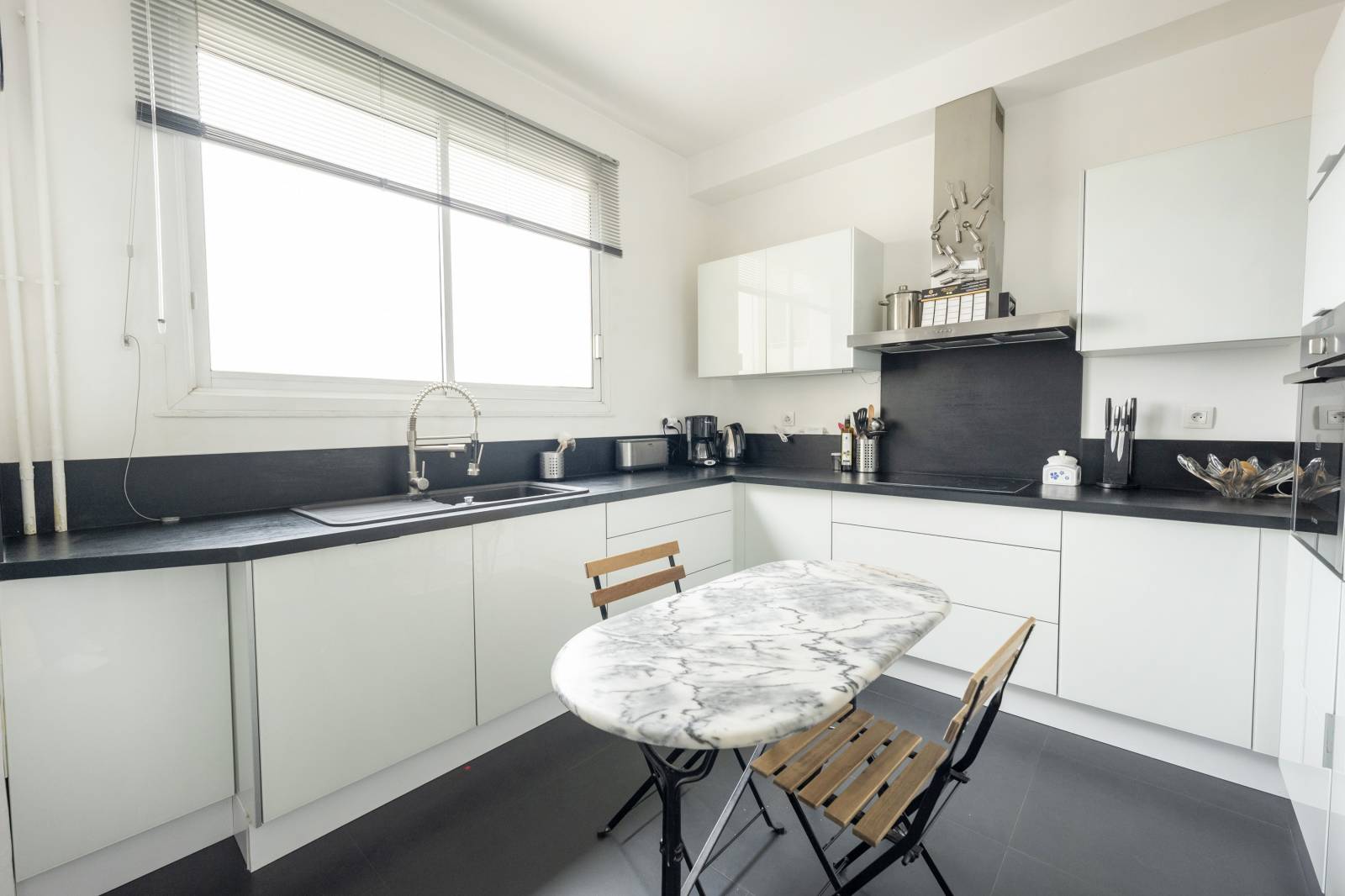 CUISINE  SAINT SEURIN