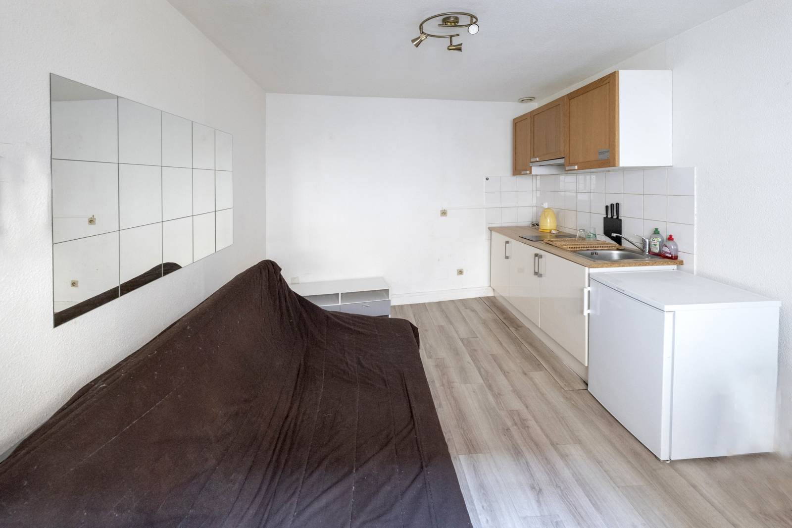 ACHAT STUDIO BORDEAUX CENTRE VILLE TRAMWAY PROCHE ANCIEN