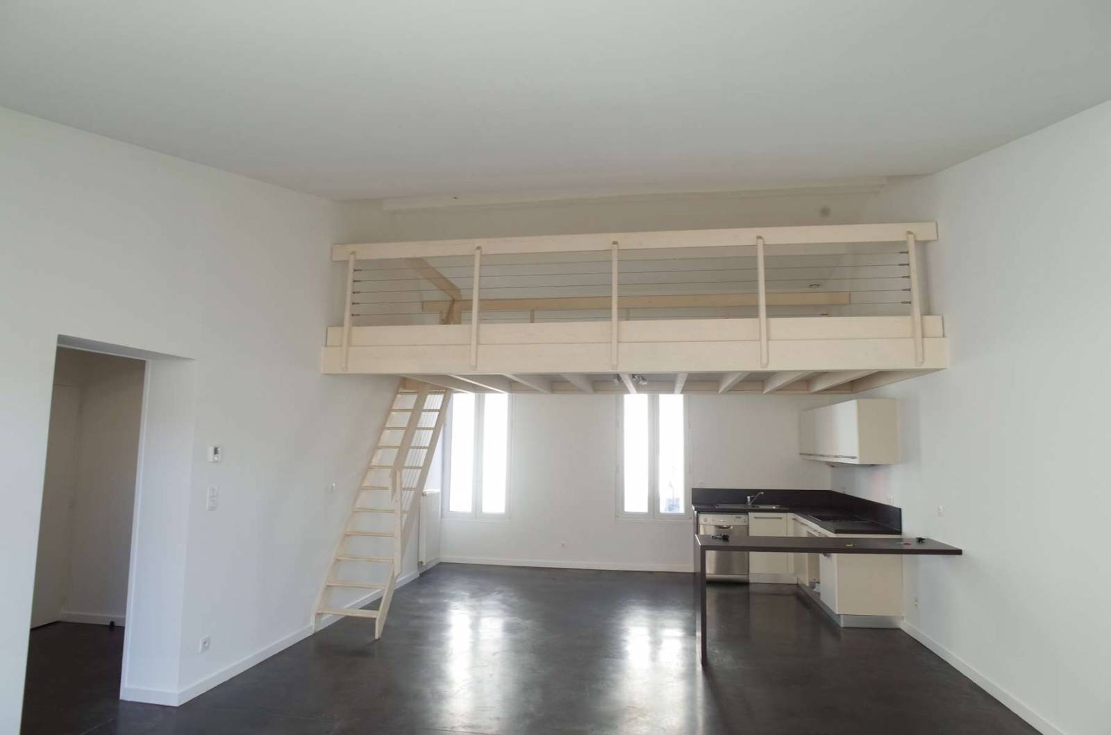 A LOUER MAISON BORDEAUX - NANSOUTY 