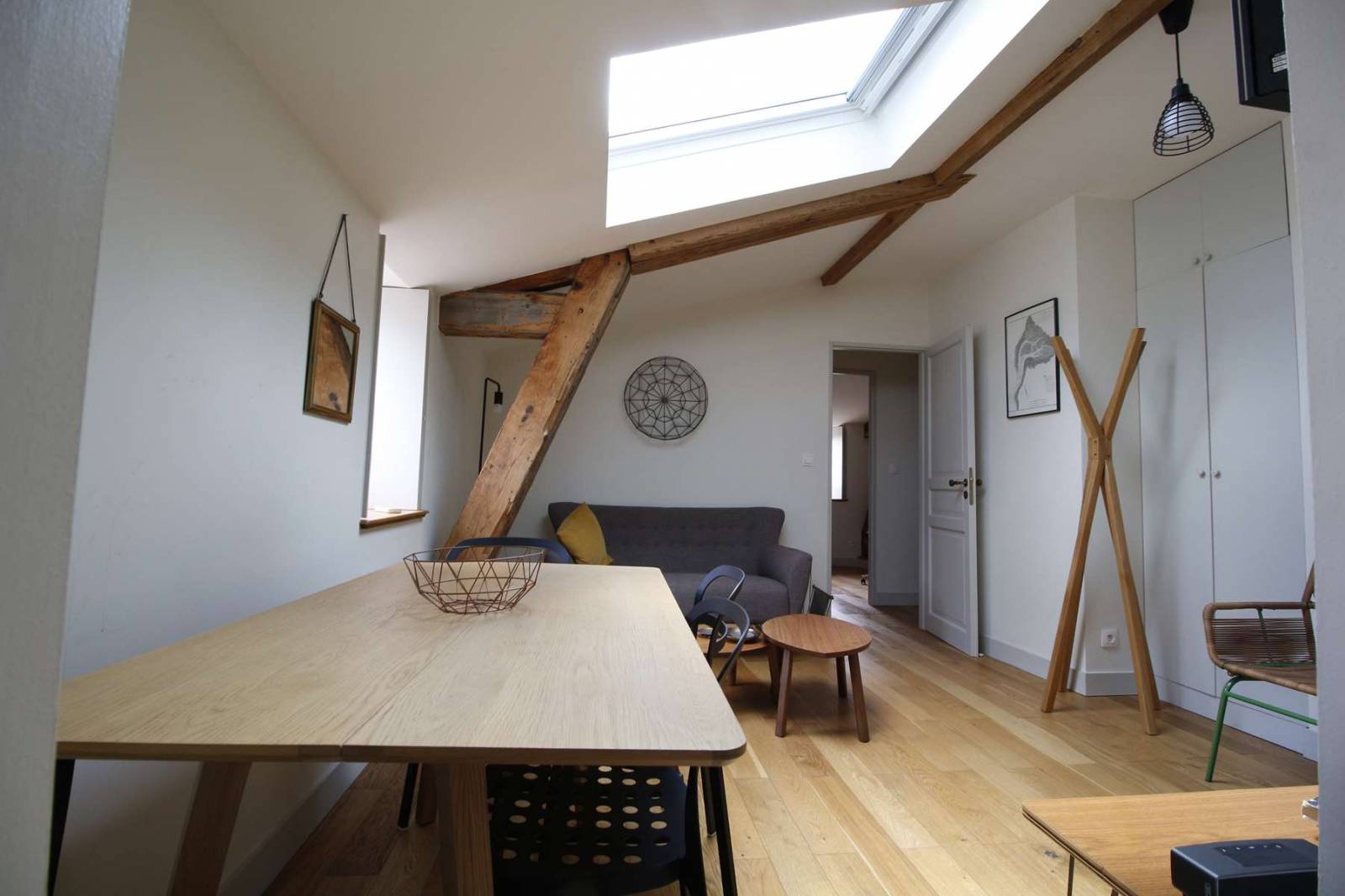 Bel appartement avec ascenseur 2 chambres un bureau hyper centre