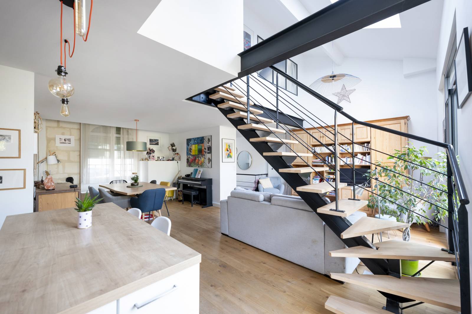 Bordeaux maison en pierre rénovée à vendre