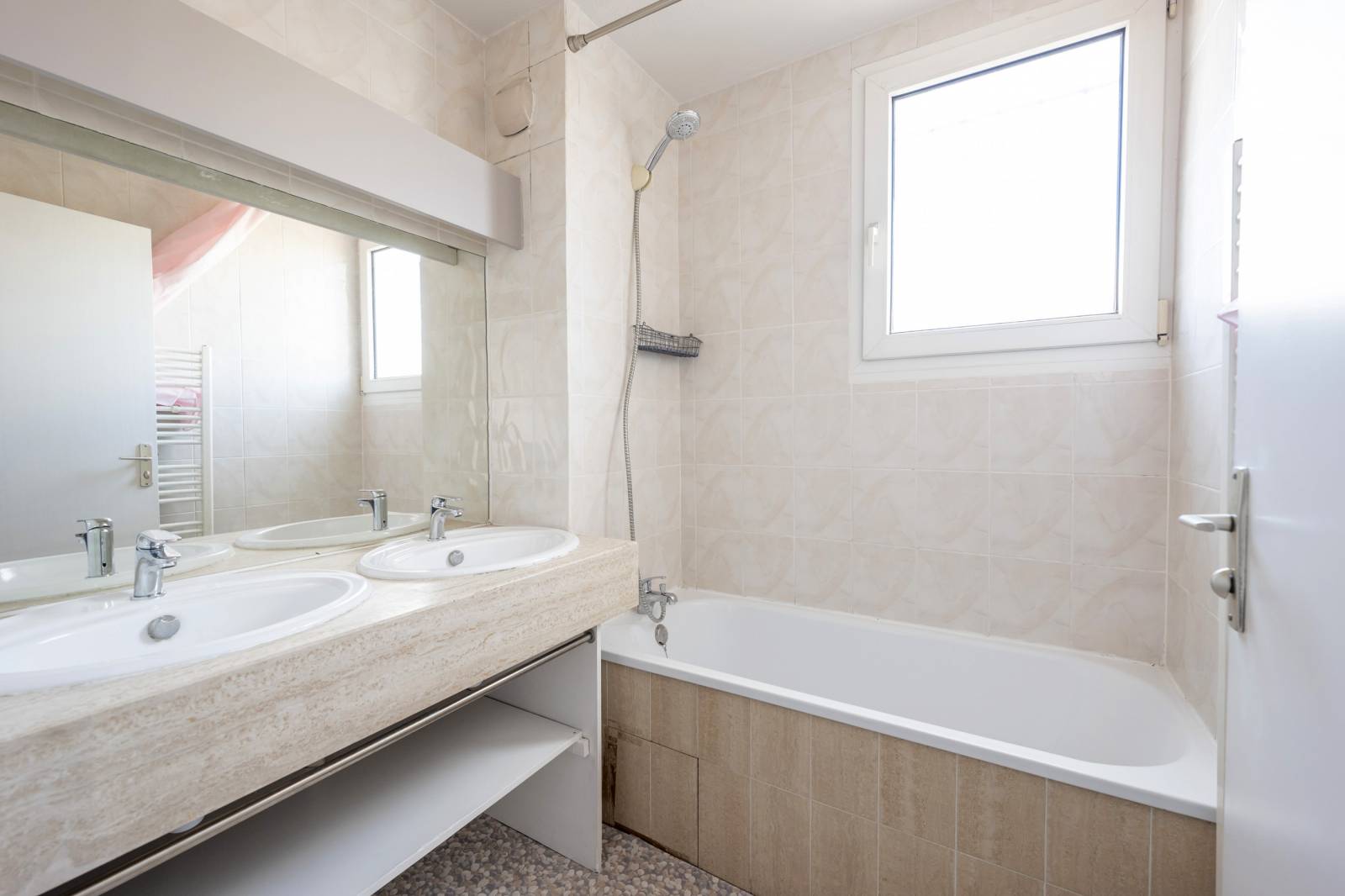 A LOUER APPARTEMENT T3 BORDEAUX - ORNANO 