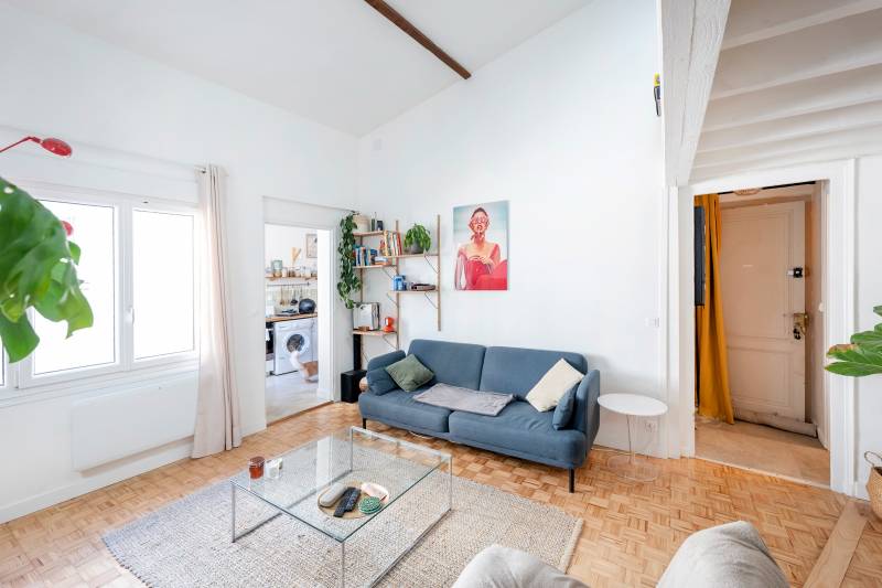 Appartement meublé avec mezzanine – Bordeaux SAINTONGE