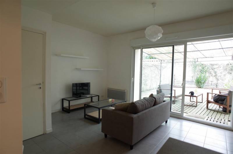 Agence ALPIERRE, Bordeaux Ornano, Grand T2, 45m², RDC, grand extérieur