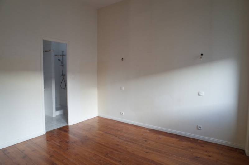 A LOUER MAISON T6+ BORDEAUX - SAINT BRUNO 