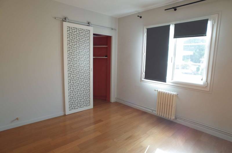 APPARTEMENT A LOUER AU PREMIERE ETAGE, D'ENVIRON 84 M2