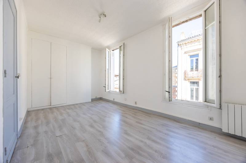 APPARTEMENT LUMINEUX