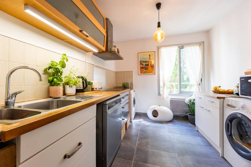 APPARTEMENT DANS RESIDENCE AVEC ASCENSEUR