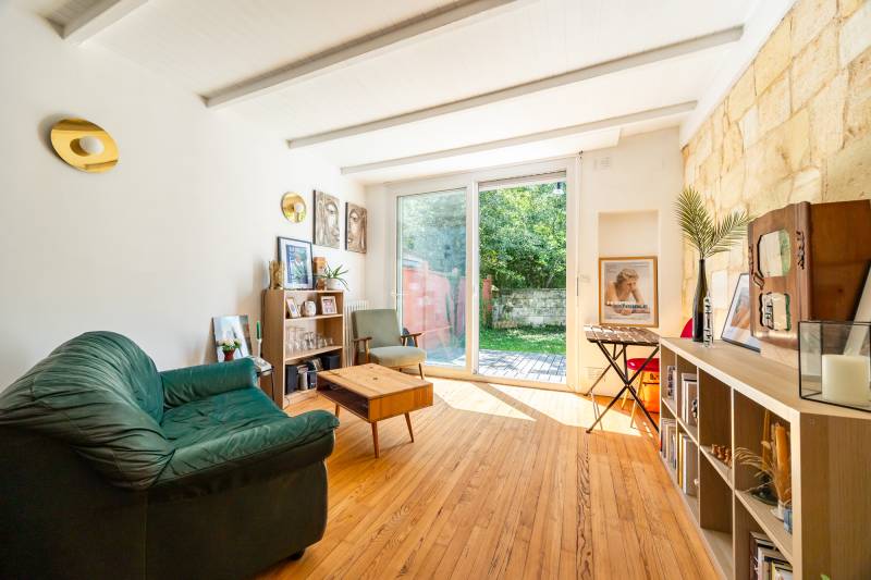 APPARTEMENT T3 CHARTRONS