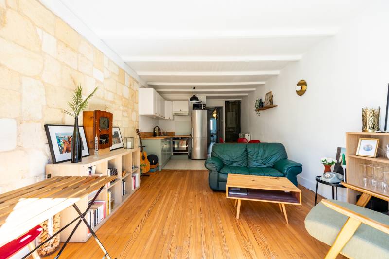 APPARTEMENT AVEC PRESTATIONS ANCIENNES