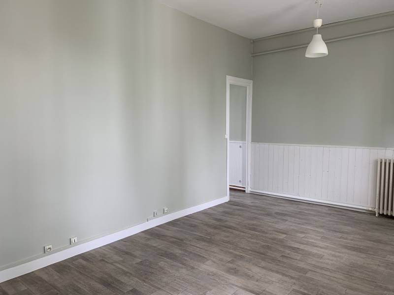 A LOUER ECHOPPE AVEC JARDIN BORDEAUX - SAINT AUGUSTIN 