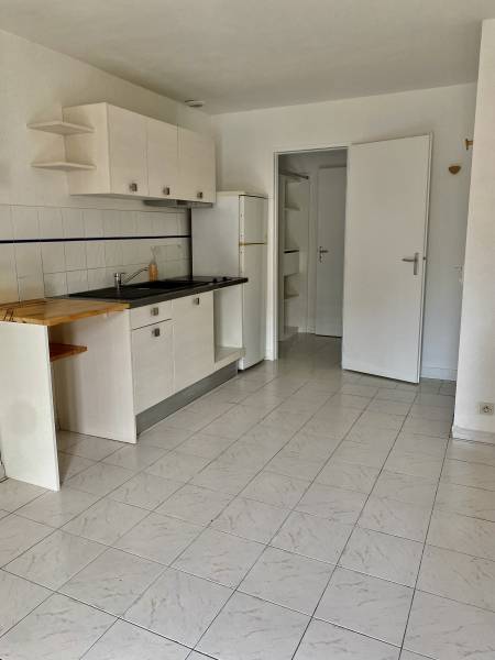 Location studio – Quartier Saint-Michel, Bordeaux (33000)